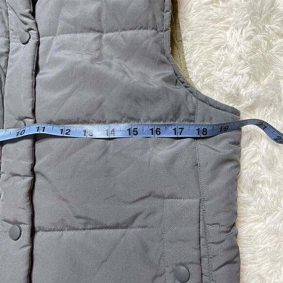 Club Monaco Puffer Vest Grey Snap Button Size Small Womens Pockets - Picture 6 of 8